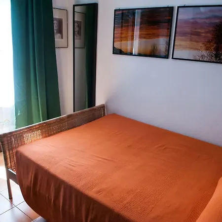 Abbraccio - By House Of Travelers - * Lenno